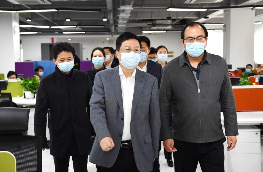 湖南省委常委、長沙市委書記胡衡華到大唐先一科技公司調(diào)研
