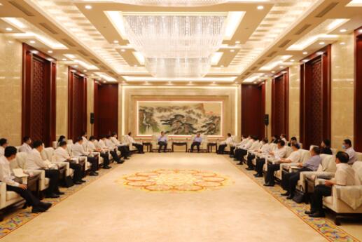 國家電網(wǎng)公司毛偉明、辛保安與山東省委書記劉家義、代省長(zhǎng)李干杰會(huì)談