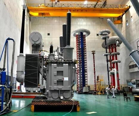 中國西電集團(tuán)連續(xù)為國家多個重點(diǎn)工程成功研制電抗器產(chǎn)品