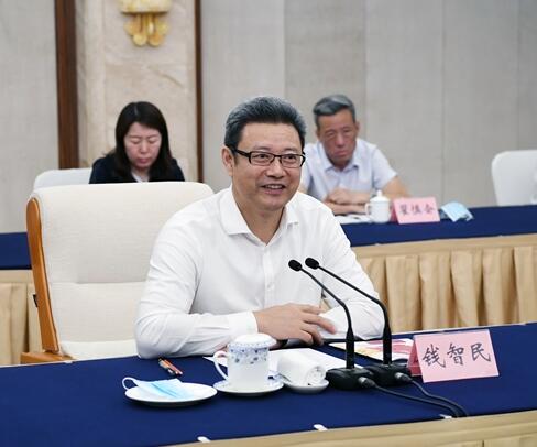 國(guó)家電投黨組書記、董事長(zhǎng)錢智民拜會(huì)重慶市委副書記、市長(zhǎng)唐良智