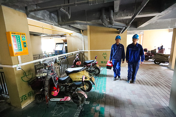 “小電驢”充電更安全了！寧?？h24393個(gè)充電接口完成升級(jí)改造