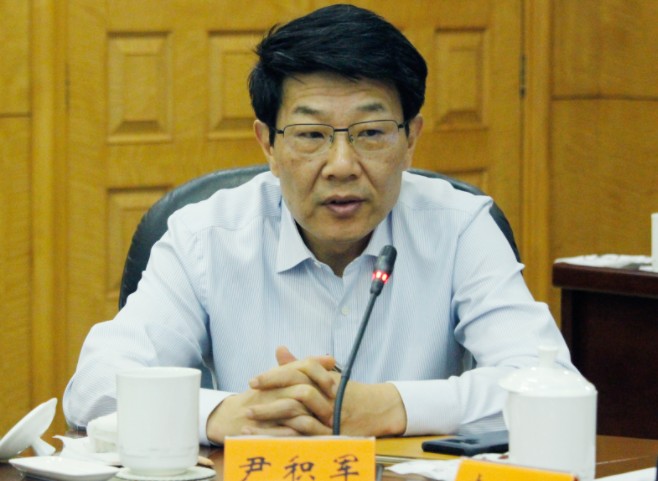 國網(wǎng)浙江省電力有限公司董事長、黨委書記  尹積軍：以“一體四翼”發(fā)展布局落地實踐 推動浙江高質(zhì)量實現(xiàn)碳達(dá)峰