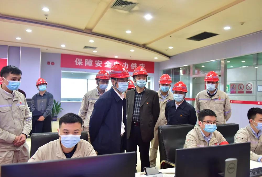 華銀電力賀子波、陳自強(qiáng)一行到湘潭發(fā)電公司調(diào)研
