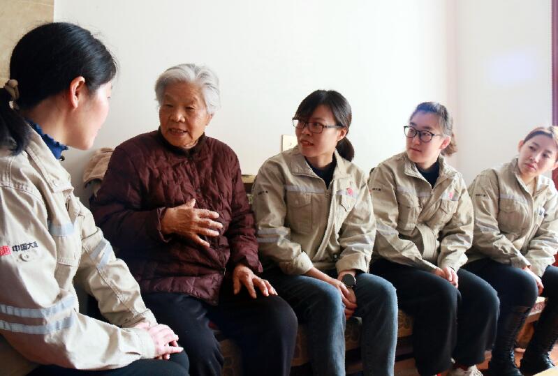 別樣?jì)D女節(jié)，溫暖老人心