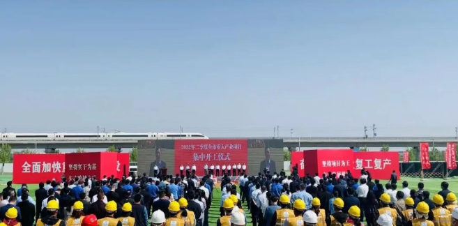 東方日升、晶科、阿特斯同時(shí)擴(kuò)產(chǎn)！