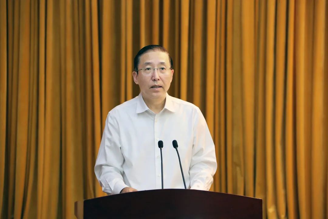 國家電網(wǎng)公司黨組書記、董事長辛保安在中央企業(yè)思想政治工作會(huì)議上作交流發(fā)言