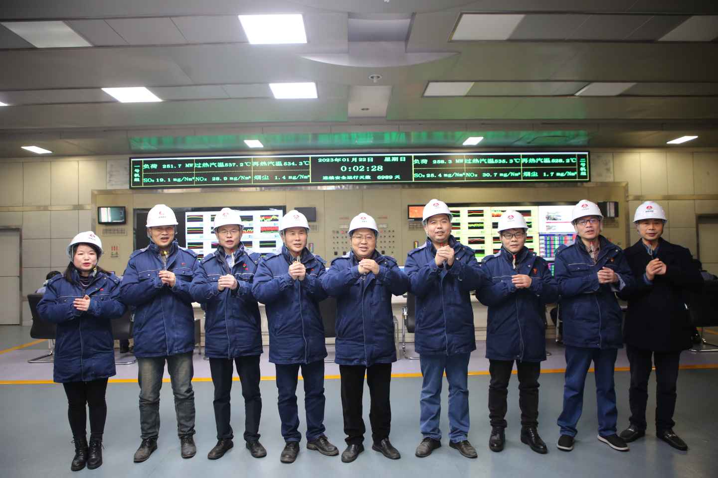 陜煤石電除夕慰問送溫暖，崗位堅(jiān)守幸?！巴谩保╰oo）