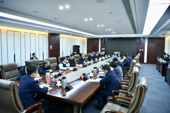 王斌與南昌市委常委、高新區(qū)黨工委書記王萬征會談