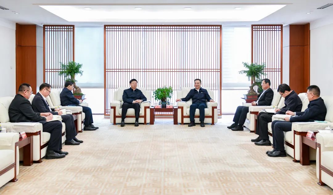 大唐集團(tuán)有限公司黨組書記、董事長鄒磊會(huì)見吉林省委常委、省委秘書長李偉