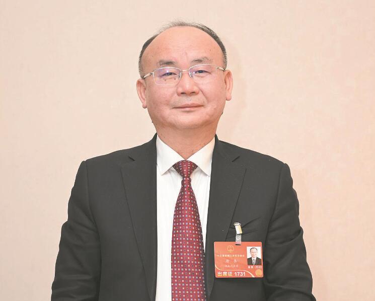 優(yōu)質(zhì)供電服務(wù)助力裝備制造業(yè)高質(zhì)量發(fā)展——訪全國人大代表、楚天科技股份有限公司董事長兼總裁唐岳