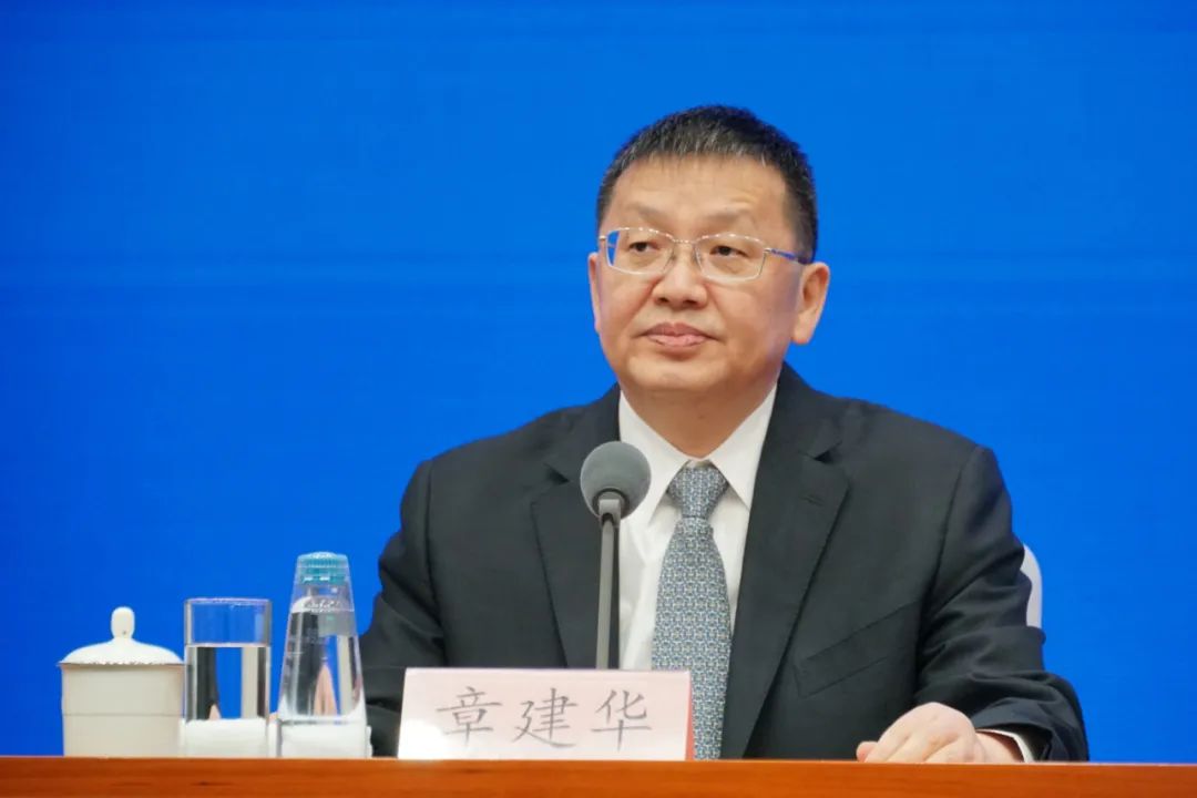 國家能源局長： 聚焦全國統(tǒng)一電力市場體系，做好市場建設(shè)和市場監(jiān)管工作