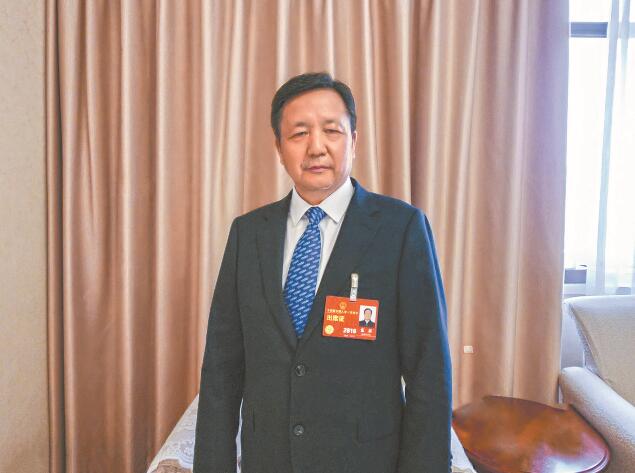 新型電力系統(tǒng)建設為電力裝備制造業(yè)帶來新機遇——訪全國人大代表，全國工商聯(lián)副主席，特變電工股份有限公司黨委書記、董事長張新