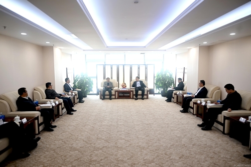 中國(guó)電建黨委常委、副總經(jīng)理王小軍會(huì)見(jiàn)大理州委副書(shū)記肖創(chuàng)勇