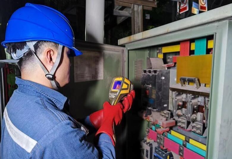 深圳供電局消除67條線路、237臺配變重滿載風(fēng)險