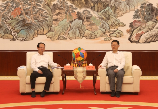 中國(guó)電建黨委書記、董事長(zhǎng)丁焰章拜會(huì)廣西壯族自治區(qū)黨委書記劉寧、自治區(qū)主席藍(lán)天立