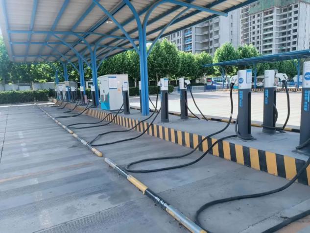 即日起，聊城汽車總站充電樁對(duì)外開放啦!