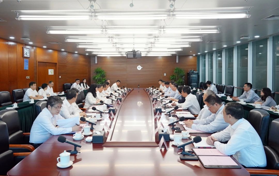 中國能建黨委書記、董事長宋海良與中國海油黨組書記、董事長汪東進會談