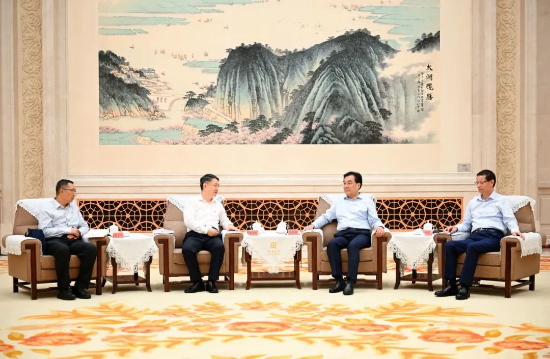 華能集團(tuán)黨組書記、董事長(zhǎng)溫樞剛拜會(huì)江蘇省委書記信長(zhǎng)星、省長(zhǎng)許昆林