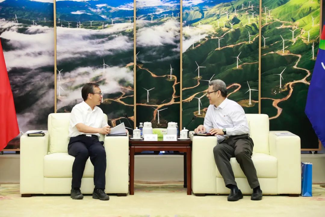 國(guó)家電投黨組書記、董事長(zhǎng)錢智民會(huì)見河北省滄州市市長(zhǎng)向輝