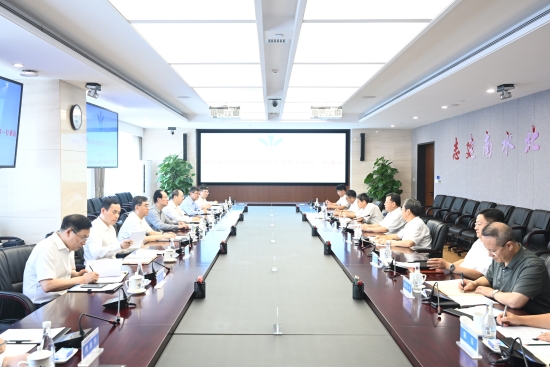 中國電建黨委書記、董事長丁焰章與中國南水北調(diào)集團(tuán)黨組書記、董事長蔣旭光會談