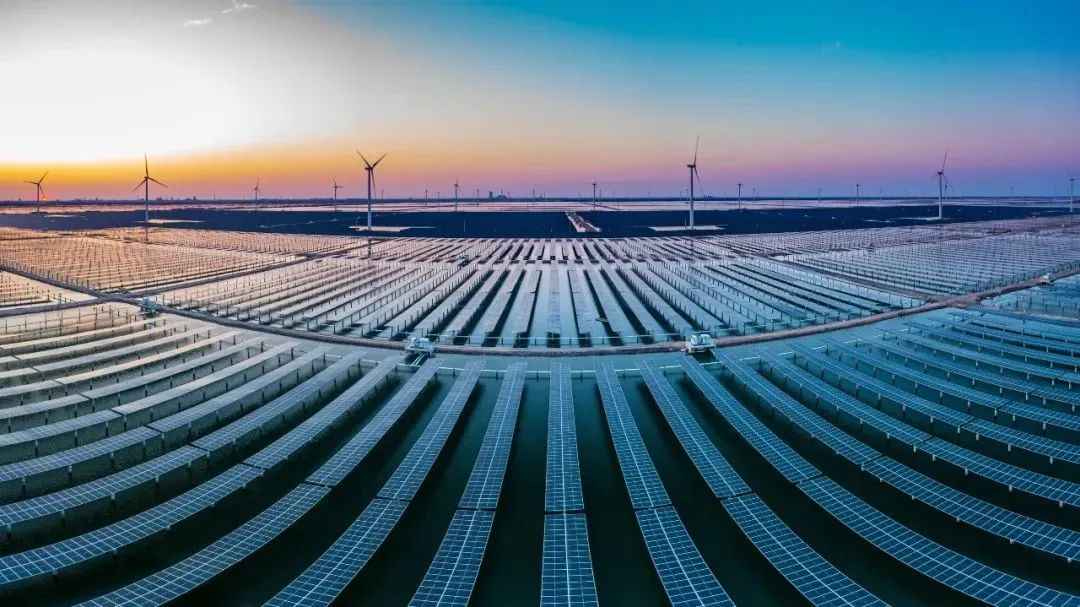 突破3億千瓦時，?；瘓F(tuán)一期300MW光伏發(fā)電項目實現(xiàn)年度目標(biāo)