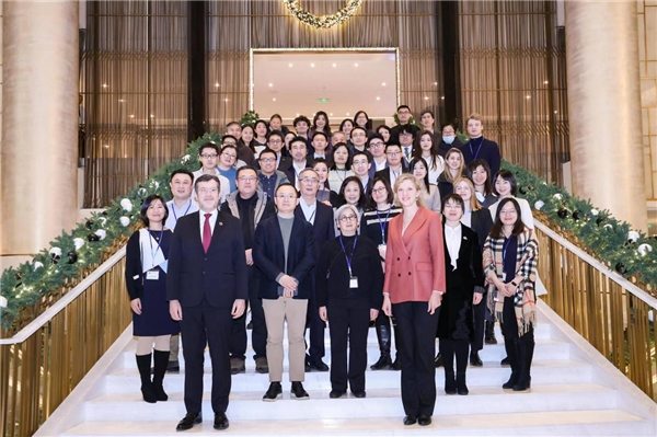 愛旭持續(xù)發(fā)力中歐新能源市場(chǎng)，為零碳未來注入更多活力