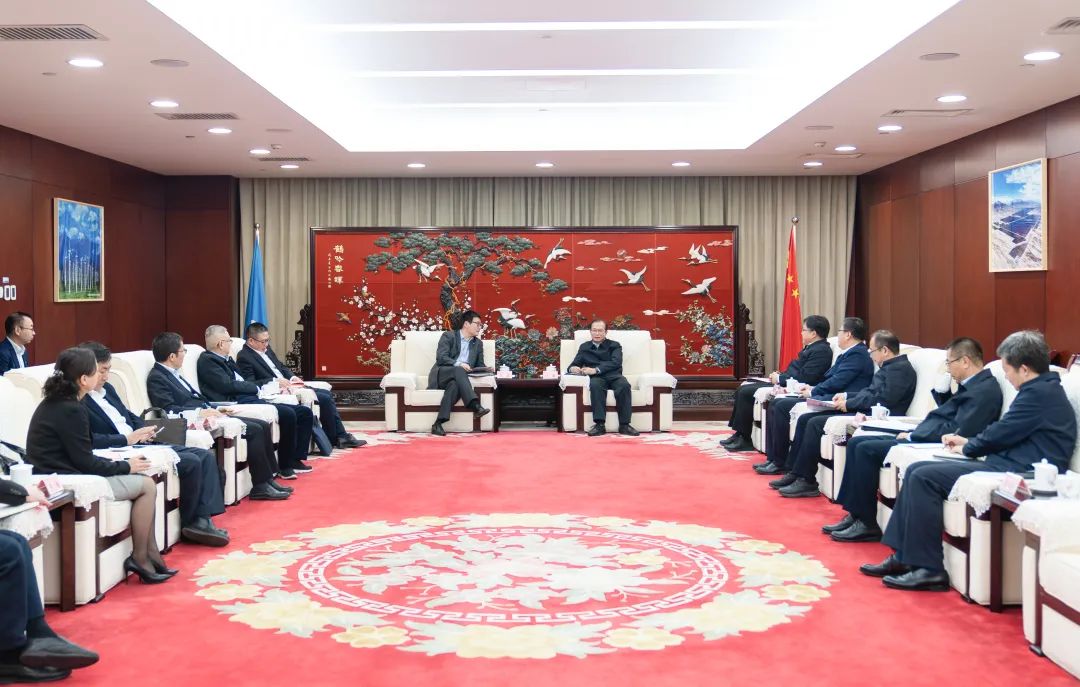 華電黨組書記、董事長江毅會見上海電氣集團黨委書記、董事長吳磊
