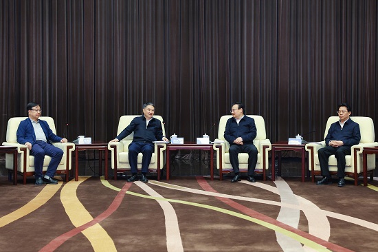 華能集團(tuán)董事長(zhǎng)溫樞剛、總經(jīng)理鄧建玲會(huì)見寧夏回族自治區(qū)黨委書記梁言順主席張雨浦