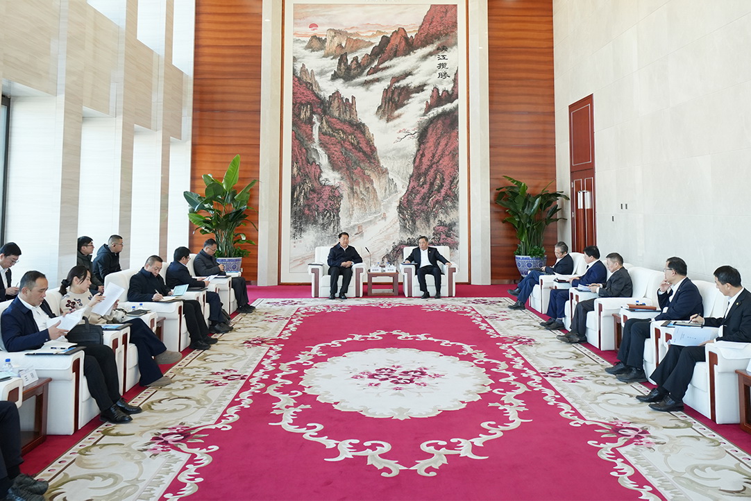 中國(guó)能建黨委書記、董事長(zhǎng)宋海良與云南紅河州委書記趙瑞君會(huì)談