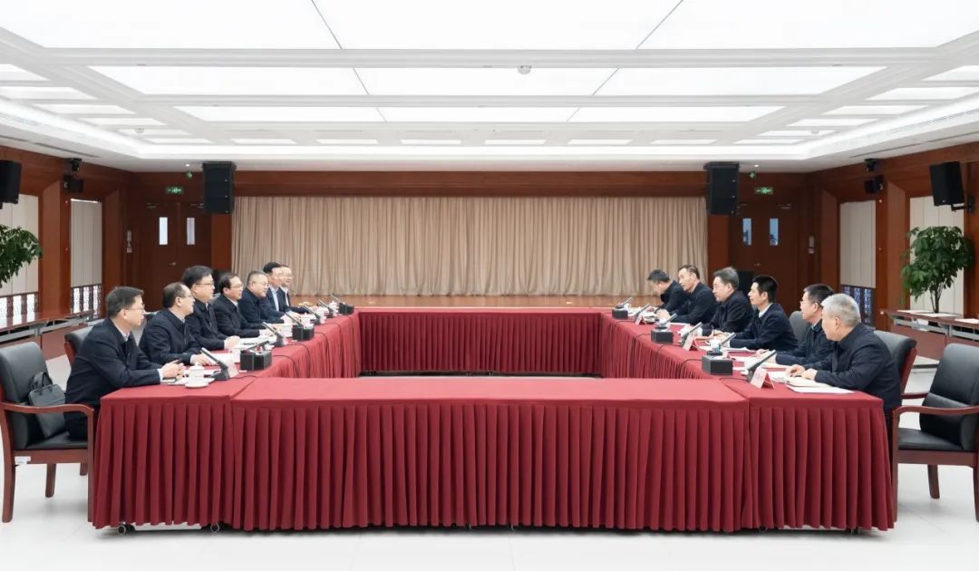 華電集團(tuán)江毅、葉向東拜會(huì)國家能源局黨組書記、局長(zhǎng)王宏志