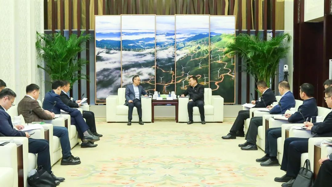 國(guó)家電投集團(tuán)與上海市臨港新片區(qū)座談