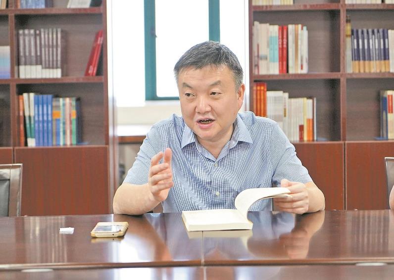 【國網(wǎng)特等勞模陸】陸佳政：以科技服務(wù)生產(chǎn)，讓電網(wǎng)在災(zāi)害面前“挺直腰板”